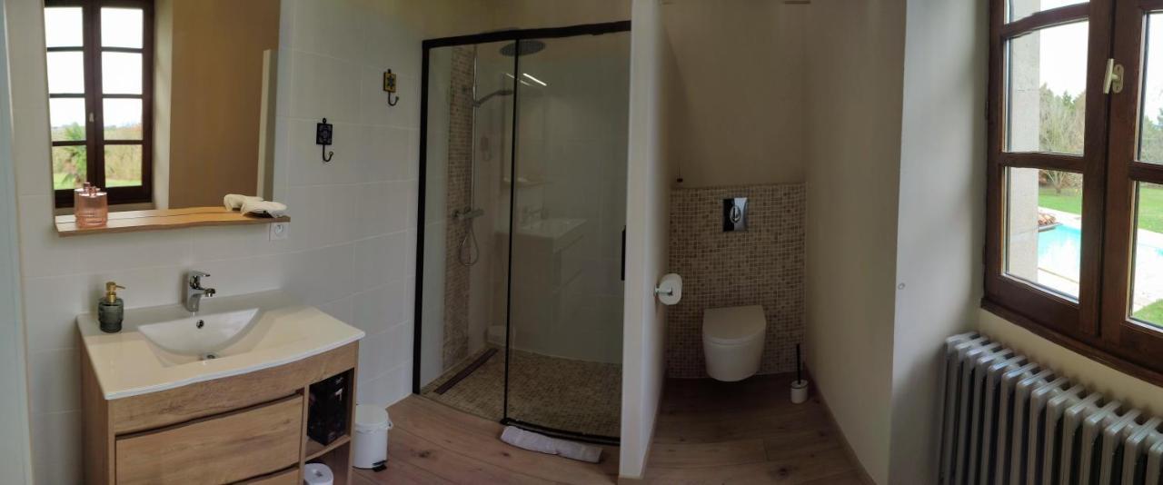 Bed and Breakfast Domaine Les Garrigues Puygaillard-de-Quercy Екстер'єр фото