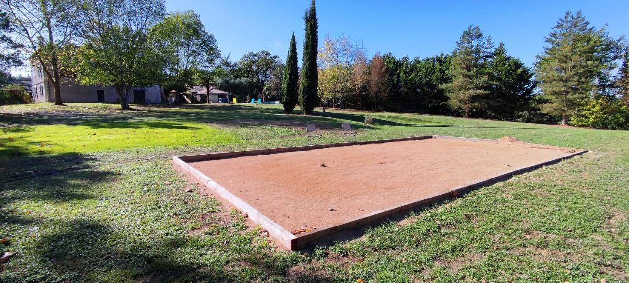 Bed and Breakfast Domaine Les Garrigues Puygaillard-de-Quercy Екстер'єр фото